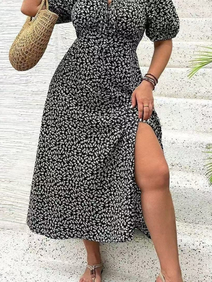 BlossomBreeze™ Plus Size Floral Slit Dress