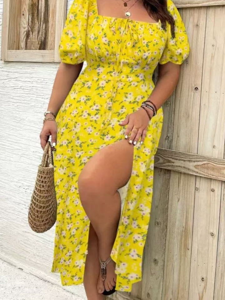 BlossomBreeze™ Plus Size Floral Slit Dress