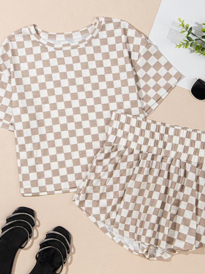CheckMate Chic™ 2-Piece Summer Set – Soft Stretch T-Shirt & Shorts