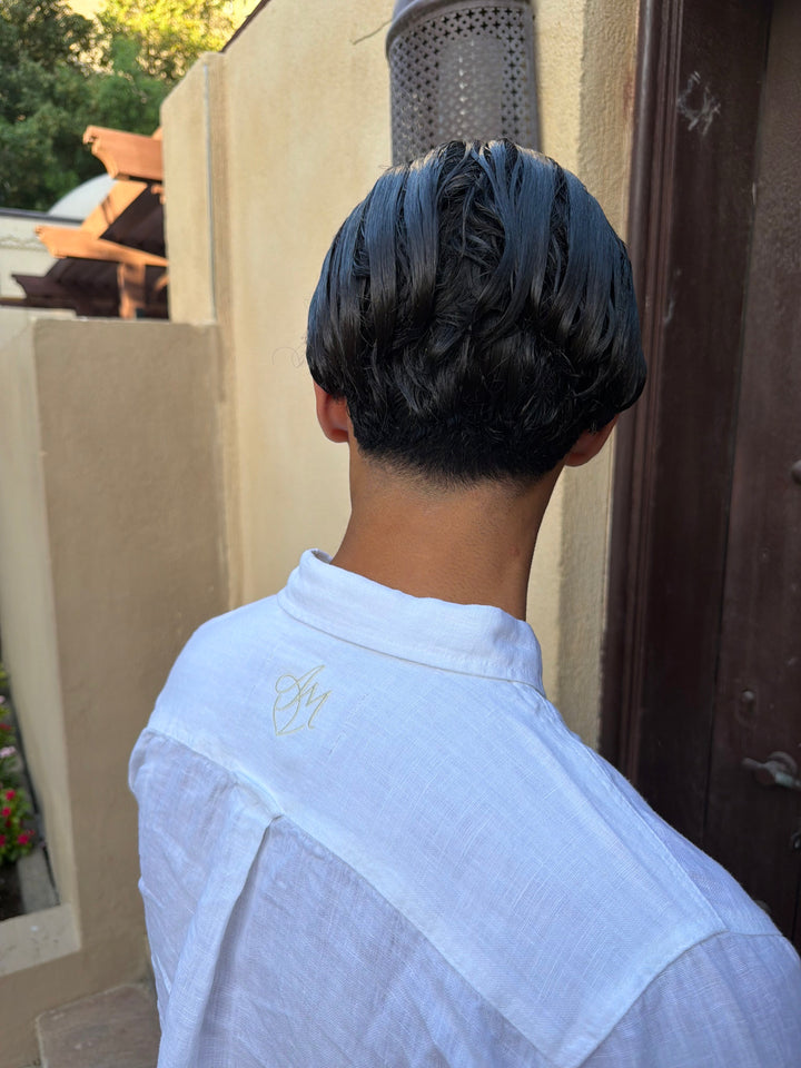 Miio's White Linen/travel set